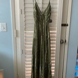 Angie olive maxi dress